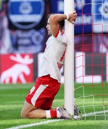 RB Leipzig - Hamburg Bundesliga Leipzig, 18.10.2025, Red Bull Arena, Fußball, 1.Bundesliga, 7.Spieltag , RB Leipzig vs. Hamburger SV, Im Bild: Christoph Baumgartner (14, RB Leipzig). , Nur zur redaktionellen Nutzung. Only editorial use. , DFL DFB regulations prohibit any use of photographs as image sequences and or quasi-video. ,