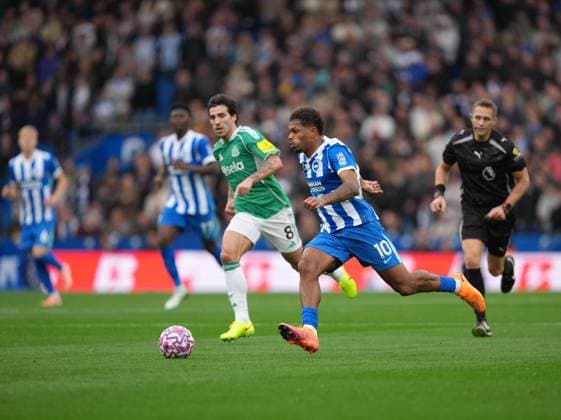 Georginio Rutter of Brighton & Hove Albion runs the ball. Brighton and Hove Albion v Newcastle United, Premier League, Football, American Express Community Stadium, Brighton, UK - 18 Oct 2025Brighton American Express Community Stadi United Kingdom EDITORIAL USE ONLY No use with unauthorised audio, video, data, fixture lists, club league logos or live services. Online in-match use limited to 120 images, no video emulation. No use in betting, games or single club league player publications. Copyright: xSeanxRyan Shutterstockx 15544971z
