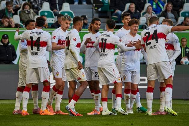 Stuttgart Tor Torjubel VfL Wolfsburg vs. VfB Stuttgart, Fussball Bundesliga, BL, Buli, Saison 2025 2026 18.10.2025 -Pressefoto Jan-Frederic Helbig VfL Wolfsburg vs. VfB Stuttgart, Fussball Bundesliga, BL, Buli, Volkswagen Arena, 1 Bundesliga, Saison 2025 2026, 18.10.2025 Wolfsburg Copyright: xEibner-Pressefoto Jan-FredericxHelbigx EP_JHG