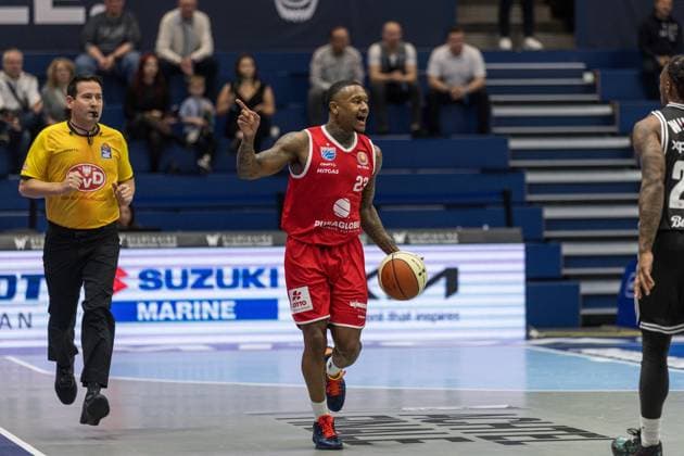GER, Basketball-Bundesliga-Pokal, Achtelfinale, Syntainics MBC - BMA365 Bamberg Baskets 18.10.2025, Stadthalle, Weißenfels, GER, Basketball-Bundesliga-Pokal, Achtelfinale, Syntainics MBC - BMA365 Bamberg Baskets Charles Callison (Syntainics MBC, 23) Â Foto Alexander Trienitz Weißenfels Stadthalle Sachsen-Anhalt Deutschland