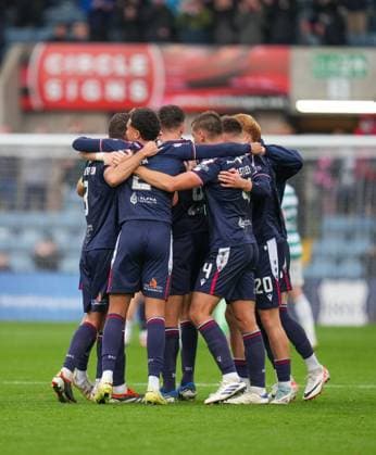 Dundee players celebrate at full-time. Final score Dundee 2 Celtic 0. Dundee v Celtic, William Hill Scottish Premiership, Football, Dens Park, Dundee, Scotland, UK - 19 Oct 2025Dundee Dens Park United Kingdom EDITORIAL USE ONLY No use with unauthorised audio, video, data, fixture lists, club league logos or live services. Online in-match use limited to 120 images, no video emulation. No use in betting, games or single club league player publications. Copyright: xStuartxWallace Shutterstockx 15545861du