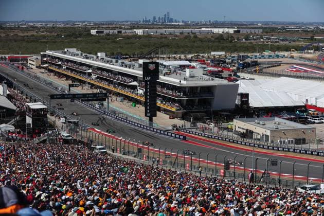 F1 - UNITED STATES GRAND PRIX 2025 grandstands, crowd, foule, fans, fan, spectators, illustration during the 2025 Formula 1 United States Grand Prix, 19th round of the 2025 FIA Formula One World Championship, WM, Weltmeisterschaft from October 17 to 19, 2025 on the Circuit of the Americas, in Austin, Texas, United States of America - AustinUnited States Copyright: xANTONINxVINCENTx
