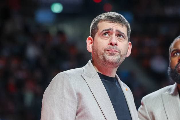 Konstantinos Papazoglou (Basketball Loewen Braunschweig, Chef-Trainer) vor dem Spiel, GER, FC Bayern Basketball vs. Basketball Loewen Braunschweig, Basketball, BBL Pokal, Achtelfinale, Saison 2025 2026, 20.10.2025, GER, FC Bayern Basketball vs. Basketball Loewen Braunschweig, Basketball, BBL Pokal, Achtelfinale, Saison 2025 2026, 20.10.2025 Muenchen Copyright: xEibner-Pressefoto JennixMaulx EP_JML