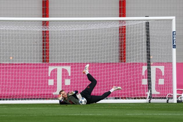 Manuel Neuer (FC Bayern Muenchen, 01), GER, Abschlusstraining, FC Bayern Muenchen, Fussball, UEFA Champions League, Liga-Phase, 3. Spieltag, Saison 2025 2026, 21.10.2025, GER, Abschlusstraining, FC Bayern Muenchen, Fussball, UEFA Champions League, Liga-Phase, 3. Spieltag, Saison 2025 2026, 21.10.2025 Muenchen Copyright: xEibner-Pressefoto JennixMaulx EP_JML