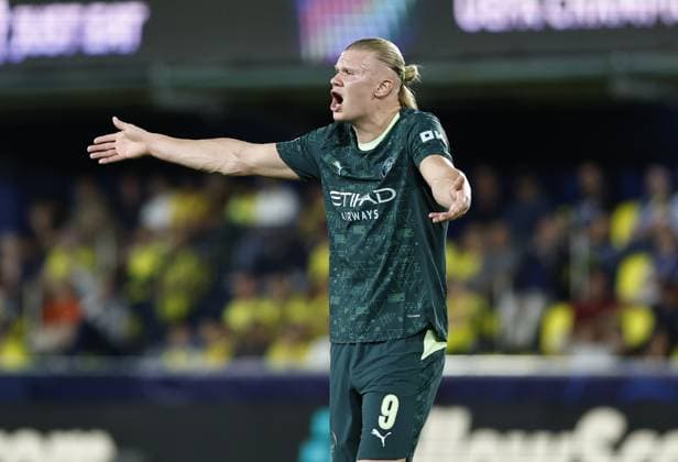 Erling Haaland of Manchester City reacts Villarreal v Manchester City, UEFA Champions League, Group Stage, Football, Estadi de la Cermica, Villarreal, Spain - 21 Oct 2025Villarreal Estadi de la Ceràmica United Kingdom EDITORIAL USE ONLY No use with unauthorised audio, video, data, fixture lists, club league logos or live services. Online in-match use limited to 120 images, no video emulation. No use in betting, games or single club league player publications. Copyright: xRubenxAlbarran Shutterstockx 15552307ab