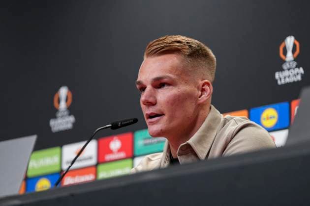 Philipp Lienhart (SC Freiburg, 03) , Pressekonferenz des SC Freiburg vor dem dritten Europa League Spiel in der Ligaphase, Pressegespräch, Deutschland, Fussball, UEFA Europa League, 3.Spieltag, 2025 2026, SC Freiburg vs. FC Utrecht, 22.10.2025, Pressekonferenz des SC Freiburg vor dem dritten Europa League Spiel in der Ligaphase, Pressegespräch, Europa-Park Stadion, Freiburg, Deutschland Freiburg Europa-Park Stadion Baden-Württemberg Deutschland Copyright: xArnexAmbergx