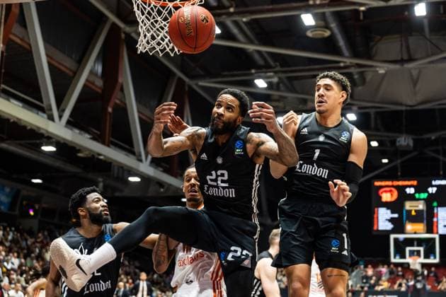 GER, BKT EuroCup, Saison 2025 2026, Niners Chemnitz - London Lions. 22.10.2025, Messe, Chemnitz, GER, BKT EuroCup, Saison 2025 2026, Niners Chemnitz - London Lions. Tarik Phillip (London Lions, 22) Foto Alexander Trienitz Chemnitz Messe Sachsen Deutschland