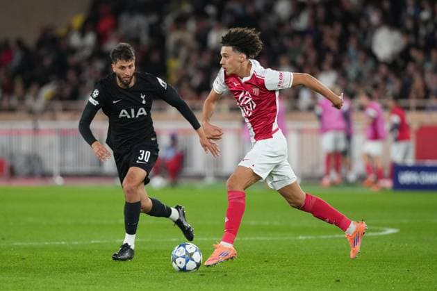 Maghnes Akliouche of Monaco takes on Rodrigo Bentancur of Tottenham Monaco v Tottenham Hotspur, UEFA Champions League, Group Stage, Football, Stade Louis II, Monaco - 22 Oct 2025Monaco Stade Louis II Monaco EDITORIAL USE ONLY No use with unauthorised audio, video, data, fixture lists, club league logos or live services. Online in-match use limited to 120 images, no video emulation. No use in betting, games or single club league player publications. Copyright: xDavexWinter Shutterstockx 15552361je