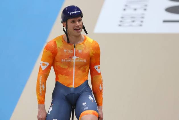 Ciclismo, Mundial de Ciclismo de Pista Tissot UCI 2025 Fecha 1, Mundial de Ciclismo de Pista 2025 El equipo de varones de Holanda es fotografiado durante el Mundial de Ciclismo de Pista disputado en el Velodromo Parque Penalolen de Santiago, Chile. 22 10 2025 Dragomir Yankovic Photosport Cycling, Tissot UCI Track cycling, Rad, Radsport, Bahnrad, Bahn World Championship, WM, Weltmeisterschaft 2025 First turn, 2025 Track world championship Netherlands men s team is pictured during Track Cycling World Championship 2025 at the Velodromo Parque Penalolen in Santiago, Chile. 22 10 2025 Dragomir Yankovic Photosport Mundial de Ciclismo de Pista Tissot UCI 2025
