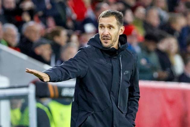 Julian Schuster (SC Freiburg, Trainer) , Deutschland, UEFA Europa League, 3. Spieltag, 2025 2026, SC Freiburg vs. FC Utrecht, 23.10.2025, Stadion am Wolfswinkel, Freiburg, Deutschland Freiburg Stadion am Wolfswinkel Baden-Württemberg Deutschland Copyright: xGrantxHubbsx