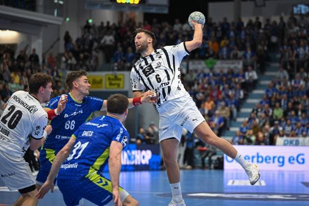 Deutschland, Handball, 1. Bundesliga DAIKIN HBL, 10. Spieltag, 2025 2026, VfL Gummersbach vs THW Kiel, 23.10.2025, SCHWALBE Arena, Gummersbach, Deutschland, Harald Reinkind (THW Kiel, 6) wirft aufs Tor Copyright: xMarkusxVerwimpx