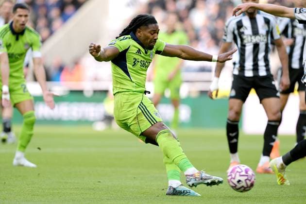 Adama Traore of Fulham shoots at goal Newcastle United v Fulham, Premier League, Football, St James Park, Newcastle, UK - 25 Oct 2025Newcastle St James Park United Kingdom EDITORIAL USE ONLY No use with unauthorised audio, video, data, fixture lists, club league logos or live services. Online in-match use limited to 120 images, no video emulation. No use in betting, games or single club league player publications. Copyright: xGreigxCowie Shutterstockx 15593332as