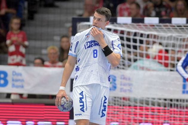 Frederik Simak (TBV Lemgo Lippe 8) enttaeuscht, frustriert, Emotion , GER, MT Melsungen - TBV Lemgo Lippe, Handball, 1. Bundesliga, 10. Spieltag, Saison 2025 2026, 25.10.2025, GER, MT Melsungen - TBV Lemgo Lippe, Handball, 1. Bundesliga, 10. Spieltag, Saison 2025 2026, 25.10.2025 Kassel Copyright: xEibner-Pressefotox xRolandxSippelx EP_RSL