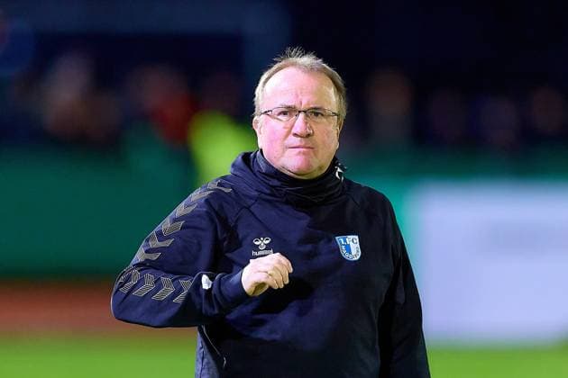 Portrait, Portraet, Freisteller von Dr. Patrick Klein (1. FC Magdeburg, Mannschaftsarzt) GER, FV Illertissen 1921 e.V. vs 1. FC Magdeburg, Fussball, Herren DFB Pokal, 2. Runde, Saison 2025 2026, 29.10.2025 GER, FV Illertissen 1921 e.V. vs 1. FC Magdeburg, Fussball, Herren DFB Pokal, 2. Runde, Saison 2025 2026, 29.10.2025 Illertissen Copyright: xEibner-Pressefoto GeraldxOelze-dexStoppanyx EP_ODS