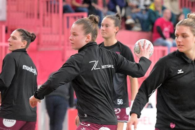 Ida Petzold (TusSies Metzingen, 08) TusSies Metzingen vs. HSG Bensheim Auerbach, Handball, Alsco HBF, 5.Ligaspieltag, Saison 2025 2026, 29.10.2025 TusSies Metzingen vs. HSG Bensheim Auerbach, Handball, Alsco HBF, 5.Ligaspieltag, Saison 2025 2026, 29.10.2025 Tuebingen Copyright: xEibner-Pressefoto TobiasxBaurx EP_TBR