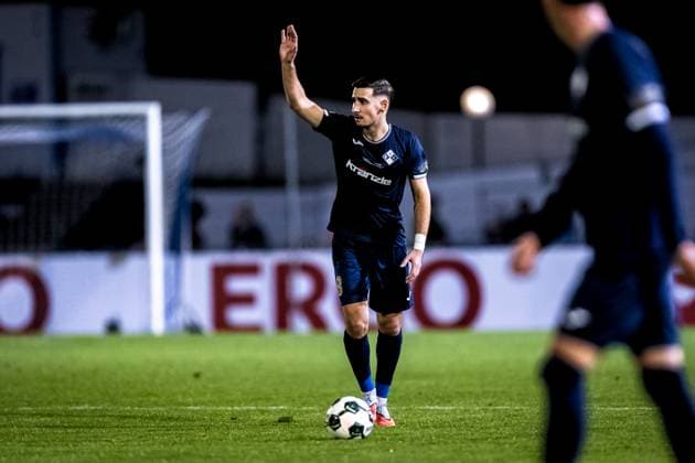 Fussball, Saison 2025 2026, DFB-Pokal, Vöhlinstadion Illertissen, 2. Runde, FV Illertissen - 1. FC Magdeburg, 29.10.2025 29.10.2025, Fussball, Saison 2025 2026, DFB-Pokal, Vöhlinstadion Illertissen, 2. Runde, FV Illertissen - 1. FC Magdeburg, Freisteller Einzelbild 8 Milos Cocic (FV Illertissen) Foto: Lucca Fundel Illertissen Vöhlinstadion Bayern Deutschland