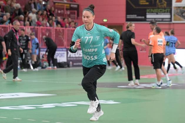 Sara Suba (TusSies Metzingen, 77) im Tor TusSies Metzingen vs. HSG Bensheim Auerbach, Handball, Alsco HBF, 5.Ligaspieltag, Saison 2025 2026, 29.10.2025 TusSies Metzingen vs. HSG Bensheim Auerbach, Handball, Alsco HBF, 5.Ligaspieltag, Saison 2025 2026, 29.10.2025 Tuebingen Copyright: xEibner-Pressefoto TobiasxBaurx EP_TBR