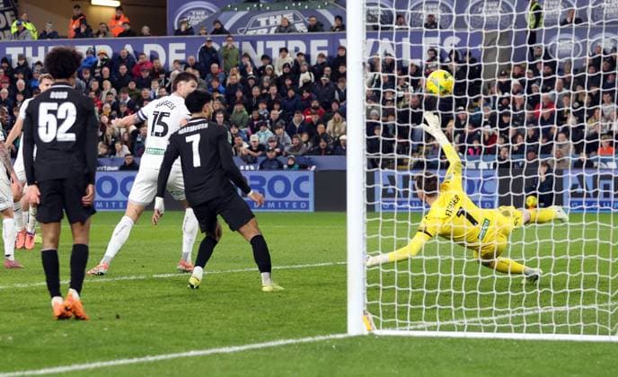 Cameron Burgess of Swansea City scores an own goal to make it 1-1 from a shot by Jà rà my Doku of Manchester City Swansea City v Manchester City, EFL Carabao Cup, Fourth Round, Football, Swansea.com Stadium, Swansea, UK - 29 Oct 2025Swansea Swansea.com Stadium United Kingdom EDITORIAL USE ONLY No use with unauthorised audio, video, data, fixture lists, club league logos or live services. Online in-match use limited to 120 images, no video emulation. No use in betting, games or single club league player publications. Copyright: xKieranxMcManus Shutterstockx 15627840ae