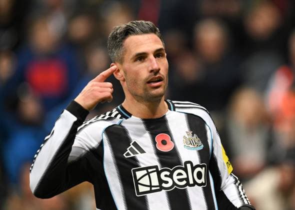 Fabian Schar of Newcastle United celebrates scoring their first goal Newcastle United v Tottenham Hotspur, EFL Carabao Cup, Fourth Round, Football, St James Park, Newcastle, UK - 29 Oct 2025Newcastle St James Park United Kingdom EDITORIAL USE ONLY No use with unauthorised audio, video, data, fixture lists, club league logos or live services. Online in-match use limited to 120 images, no video emulation. No use in betting, games or single club league player publications. Copyright: xRichardxLee Shutterstockx 15627852at
