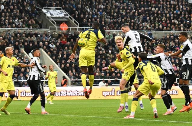 Fabian Schar of Newcastle United scores their first goal Newcastle United v Tottenham Hotspur, EFL Carabao Cup, Fourth Round, Football, St James Park, Newcastle, UK - 29 Oct 2025Newcastle St James Park United Kingdom EDITORIAL USE ONLY No use with unauthorised audio, video, data, fixture lists, club league logos or live services. Online in-match use limited to 120 images, no video emulation. No use in betting, games or single club league player publications. Copyright: xRichardxLee Shutterstockx 15627852cr