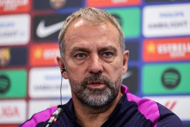 November 1, 2025, Sant Joan Despi, Barcelona, SPAIN: Hansi Flick, head coach of FC Barcelona, Barca attends his press conference, PK, Pressekonferenz during the training day of FC Barcelona ahead the Spanish League, La Liga EA Sports, football match against Elche CF at Ciudad Esportiva Joan Gamper on November 01, 2025 in Sant Joan Despi, Barcelona, Spain. Sant Joan Despi SPAIN - ZUMAa181 20251101_zaa_a181_041 Copyright: xJavierxBorregox