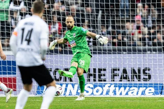 Fussball, Saison 2025 2026, 3. Liga, Donaustadion Ulm, 13. Spieltag, SSV Ulm 1846 Fußball - VfB Stuttgart II, 01.11.2025 01.11.2025, Fussball, Saison 2025 2026, 3. Liga, Donaustadion Ulm, 13. Spieltag, SSV Ulm 1846 Fußball - VfB Stuttgart II, 39 Christian Ortag (SSV Ulm 1846 Fußball) Foto: Lucca Fundel Ulm Donaustadion Baden-Württemberg Deutschland