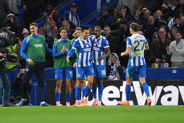 GOAL 2-0. Diego Gomez (C) of Brighton & Hove Albion celebrates with his team after scoring the second goal. Brighton and Hove Albion v Leeds United, Premier League, Football, American Express Community Stadium, Brighton, UK - 01 Nov 2025Brighton American Express Community Stadi United Kingdom EDITORIAL USE ONLY No use with unauthorised audio, video, data, fixture lists, club league logos or live services. Online in-match use limited to 120 images, no video emulation. No use in betting, games or single club league player publications. Copyright: xSeanxRyan Shutterstockx 15639793bp