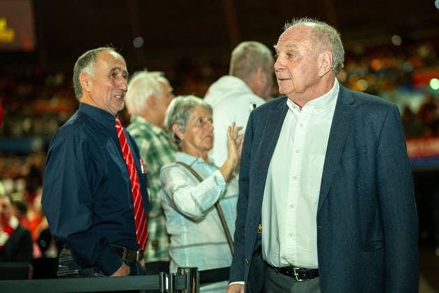 Uli Hoeneß (FC Bayern Muenchen, Ehrenpraesident), GER, FC Bayern Muenchen, Fussball, Bundesliga, Jahreshauptversammlung FC Bayern Muenchen eV 2025, 02.11.2025, DFL DFB REGULATIONS PROHIBIT ANY USE OF PHOTOGRAPHS AS IMAGE SEQUENCES AND OR QUASI-VIDEO, GER, FC Bayern Muenchen, Fussball, Bundesliga, Jahreshauptversammlung FC Bayern Muenchen eV 2025, 02.11.2025 Muenchen Copyright: xEibner-Pressefotox EP_EER