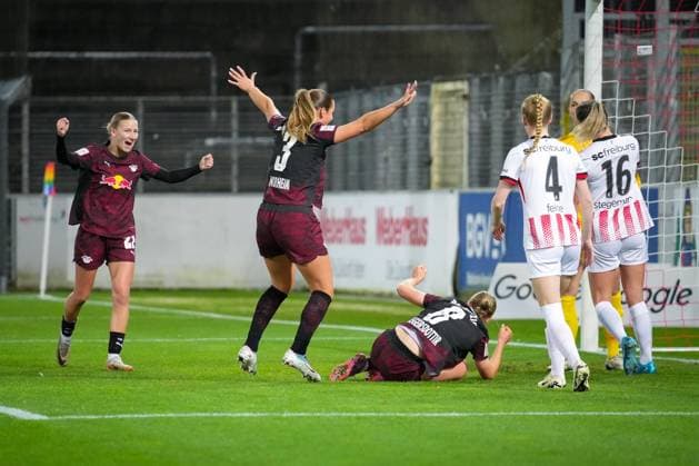 Fussball, Google Pixel Frauen-Bundesliga, 8 .Spieltag, 2025 2026, SC Freiburg vs. RB Leipzig, 03.11.2025, Dreisamstadion, Freiburg,:Emilia Kiaer Asgeiersdottir (RB Leipzig ,8) Tor, Torjubel, Emotionen, Torschuss, Freude, Jubel, Freiburg Dreisamstadion Baden-Württemberg Deutschland Copyright: xFINLEYxMÖRCHx