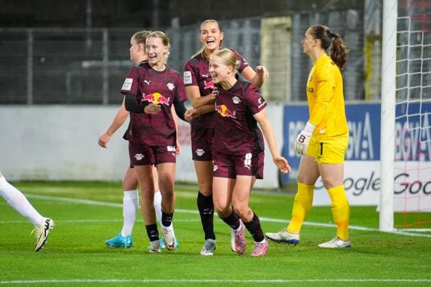 Fussball, Google Pixel Frauen-Bundesliga, 8 .Spieltag, 2025 2026, SC Freiburg vs. RB Leipzig, 03.11.2025, Dreisamstadion, Freiburg,:Emilia Kiaer Asgeiersdottir (RB Leipzig ,8) Tor, Torjubel, Emotionen, Torschuss, Freude, Jubel, Freiburg Dreisamstadion Baden-Württemberg Deutschland Copyright: xFINLEYxMÖRCHx