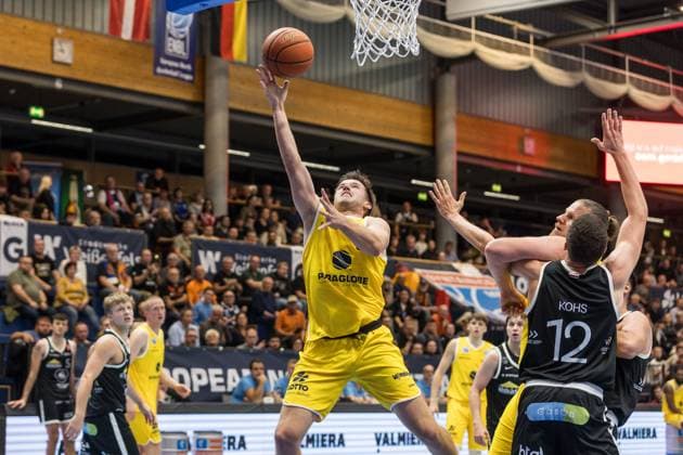 GER, European North Basketball League, ENBL, 2025-2026, Syntainics MBC - Valmiera Glass VIA. 05.11.2025, Stadthalle, Weißenfels, GER, European North Basketball League, ENBL, 2025-2026, Syntainics MBC - Valmiera Glass VIA. Spencer Reaves (Syntainics MBC, 31) Â Foto Alexander Trienitz Weißenfels Stadthalle Sachsen-Anhalt Deutschland