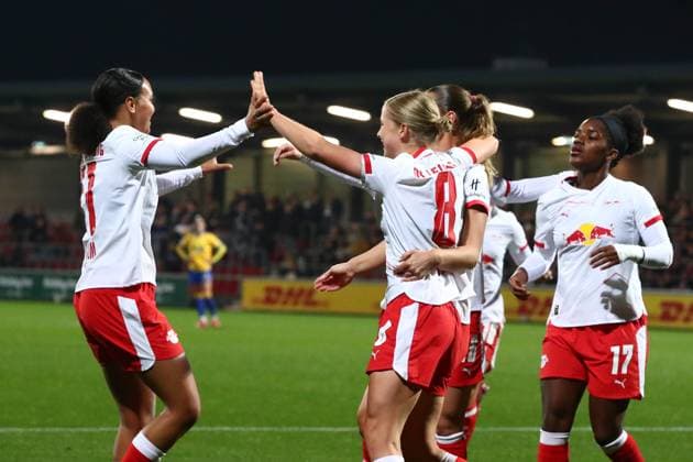 RB Leipzig - Jena 1. Bundesliga Frauen Leipzig, Trainingszentrum am Cottaweg, 06.11.2025, Fußball, Frauen, Saison 2025 2026, Frauen-Bundesliga, 9. Spieltag , RB Leipzig - FC Carl Zeiss Jena , Im Bild: Tor für RB Leipzig ,Torjubel nach dem 1:0