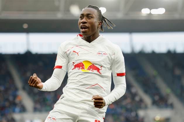 v.l.n.r.: Torschuetze, Scorer Yan Diomande, Jubel nach seinem Tor zum 1:0, jubelnd, bejubelt, jubelt, jubeln, Cheers after the goal, cheering, celebrated, cheers, cheering, emotions 08.11.2025, Fussball, Bundesliga, TSG Hoffenheim - RB Leipzig, GER, Sinnsheim, PreZero Arena, DFL REGULATIONS PROHIBIT ANY USE OF PHOTOGRAPHS AS IMAGE SEQUENCES AND OR QUASI-VIDEO. Copyright: HMBxMedia xHeikoxBecker
