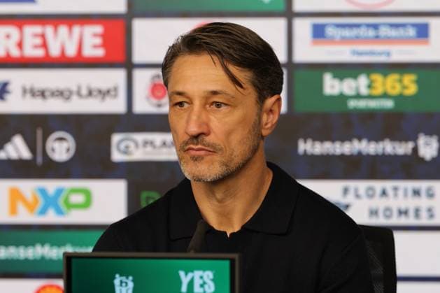 GER, xFSx ,Hamburg, HSV , 1. Bundesliga , Fussball, DFL, Hamburger SV , am Hamburger Volksparkstadion , Borussia Dortmund , 08.11.2025 , v.l. Pressekonferenz Trainer Niko Kovac (Borussia Dortmund) DFL regulations prohibit any use of photographs as image sequences and or quasi-video. Copyright: HMBxMedia FernandoxSoares