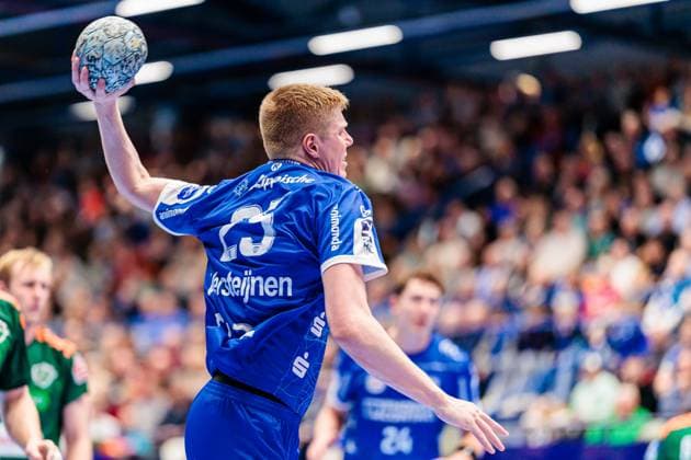 Niels Gerardus Versteijnen (TBV Lemgo Lippe, 25) im Torwurf GER, TBV Lemgo Lippe vs. TSV Hannover-Burgdorf, Handball, 1. Bundesliga, 11. Spieltag, Spielzeit 2025 2026, 09.11.2025 GER, TBV Lemgo Lippe vs. TSV Hannover-Burgdorf, Handball, 1. Bundesliga, 11. Spieltag, Spielzeit 2025 2026, 09.11.2025 Lemgo Copyright: xEibner-Pressefoto JanxRollingerx EP_JSK