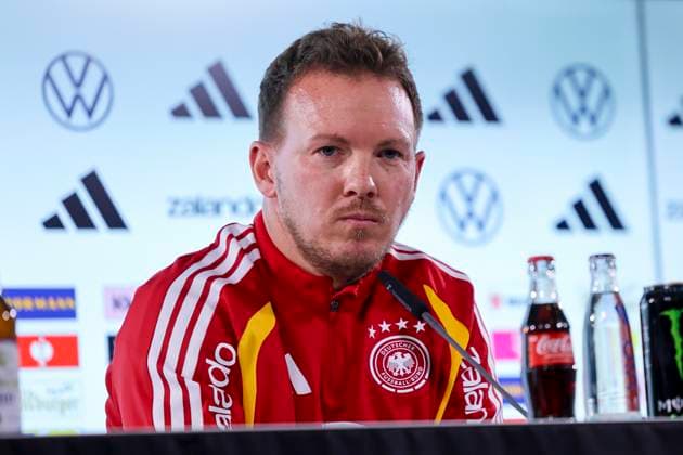 Bundestrainer Julian Nagelsmann (Germany) stellt sich bei der Pressekonferenz den Fragen der Journalisten, , Pressekonferenz mit Bundestrainer Julian Nagelsmann, Volkswagen Arena am 10. November 2025 in Wolfsburg, Deutschland. (Foto von Marco Steinbrenner DeFodi Images) Bundestrainer Julian Nagelsmann (Germany) answers journalists questions at the press conference, PK, Pressekonferenz , Pressekonferenz mit Bundestrainer Julian Nagelsmann, Volkswagen Arena, November 10, 2025 in Wolfsburg, Germany. (Photo by Marco Steinbrenner DeFodi Images) DFL regulations prohibit any use of photographs as image sequences and or quasi-video. Bundestrainer Julian Nagelsmann Germany answers journalists questions at the press conference, , Press conference with Bundestrainer Julian Nagelsmann, Volkswagen Arena, November 10, 2025 in Wolfsburg, Germany Photo by Marco Steinbrenner DeFodi Images Bundestrainer Julian Nagelsmann Germany answers journalists questions at the press conference, , Press conference with national coach Julian Nagelsmann, Volkswagen Arena, November 10, 2025 in Wolfsburg, Germany Photo by Marco Steinbrenner DeFodi Images DFL regulations prohibit any use of photographs as image sequences and or quasi video
