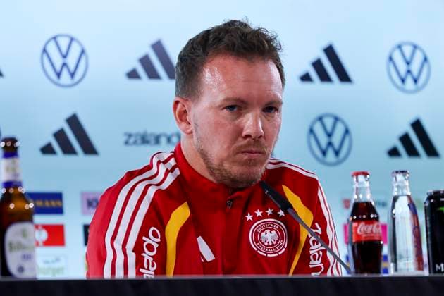 Bundestrainer Julian Nagelsmann (Germany) stellt sich bei der Pressekonferenz den Fragen der Journalisten, , Pressekonferenz mit Bundestrainer Julian Nagelsmann, Volkswagen Arena am 10. November 2025 in Wolfsburg, Deutschland. (Foto von Marco Steinbrenner DeFodi Images) Bundestrainer Julian Nagelsmann (Germany) answers journalists questions at the press conference, PK, Pressekonferenz , Pressekonferenz mit Bundestrainer Julian Nagelsmann, Volkswagen Arena, November 10, 2025 in Wolfsburg, Germany. (Photo by Marco Steinbrenner DeFodi Images) DFL regulations prohibit any use of photographs as image sequences and or quasi-video. Bundestrainer Julian Nagelsmann Germany answers journalists questions at the press conference, , Press conference with Bundestrainer Julian Nagelsmann, Volkswagen Arena, November 10, 2025 in Wolfsburg, Germany Photo by Marco Steinbrenner DeFodi Images Bundestrainer Julian Nagelsmann Germany answers journalists questions at the press conference, , Press conference with national coach Julian Nagelsmann, Volkswagen Arena, November 10, 2025 in Wolfsburg, Germany Photo by Marco Steinbrenner DeFodi Images DFL regulations prohibit any use of photographs as image sequences and or quasi video