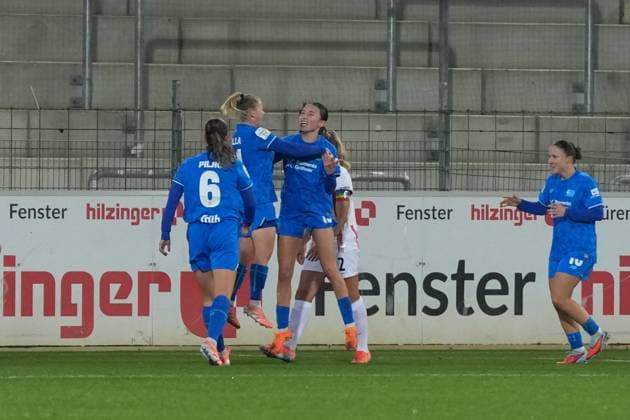 Vanessa Fudalla (Bayer 04 Leverkusen, 21) Torjubel, Emotionen, Jubel, Torerfolg, Abschluss, Treffer , Deutschland, Fussball, GooglePixel Frauen-Bundesliga, 10.Spieltag, 2025 2026, SC Freiburg vs. Bayer 04 Leverkusen, 10.11.2025, Dreisamstadion, Freiburg, Deutschland DFB REGULATIONS PROHIBIT ANY USE OF PHOTOGRAPHS AS IMAGE SEQUENCES AND OR QUASI-VIDEO. Freiburg Dreisamstadion Baden-Wuerttemberg Deutschland Copyright: xArnexAmbergx