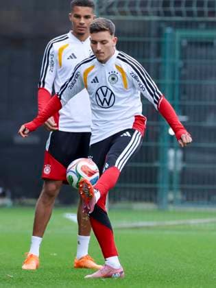 Said El Mala (Germany) kontrolliert den Ball, , Training der deutschen Fussball Nationalmannschaft, Volkswagen Arena am 11. November 2025 in Wolfsburg, Deutschland. (Foto von Marco Steinbrenner DeFodi Images) Said El Mala (Germany) controls the ball, , Training der deutschen Fussball Nationalmannschaft, Volkswagen Arena, November 11, 2025 in Wolfsburg, Germany. (Photo by Marco Steinbrenner DeFodi Images) DFL regulations prohibit any use of photographs as image sequences and or quasi-video. Said El Mala Germany controls the ball, , Training der deutschen Fussball Nationalmannschaft, Volkswagen Arena am 11 November 2025 in Wolfsburg, Germany Photo by Marco Steinbrenner DeFodi Images Said El Mala Germany controls the ball, , Training der deutschen Fussball Nationalmannschaft, Volkswagen Arena, November 11, 2025 in Wolfsburg, Germany Photo by Marco Steinbrenner DeFodi Images DFL regulations prohibit any use of photographs as image sequences and or quasi video