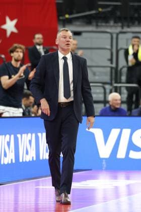 Saras Jasikevicius (Fenerbahce Beko Istanbul, Cheftrainer), GER, Fenerbahce Beko Istanbul vs. Maccabi Rapyd Tel Aviv, Basketball, Euroleague, 10. Spieltag, Saison 2025 2026, 11.11.2025, GER, Fenerbahce Beko Istanbul vs. Maccabi Rapyd Tel Aviv, Basketball, Euroleague, 10. Spieltag, Saison 2025 2026, 11.11.2025 Muenchen Copyright: xEibner-Pressefoto JennixMaulx EP_JML