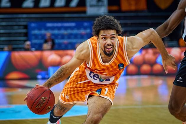 Len Schoormann (ratiopharm ulm, 01) GER, ratiopharm ulm vs. Cosea JL Bourg-en-Bresse, Basketball, 7. Spieltag, BKT EuroCup, Spielzeit 2025 2026, 11.11.2025 GER, ratiopharm ulm vs. Cosea JL Bourg-en-Bresse, Basketball, 7. Spieltag, BKT EuroCup, Spielzeit 2025 2026, 11.11.2025 Neu-Ulm Copyright: xEibner-Pressefoto GeraldxOelze-dexStoppanyx EP_ODS