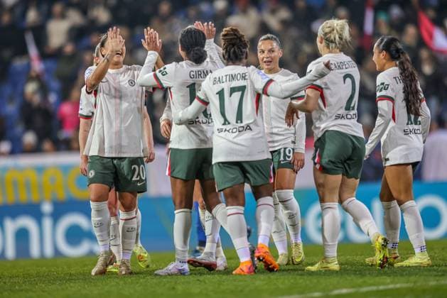 AUT, München, SKN St. Pölten vs Chelsea London, Women s Champions League, UEFA, Saison 2526, NV Arena, 3. Spieltag im Bild: goal and celebration, Tor und Jubel, but VAR check, Naomi Girma (Chelsea London 16) DFB DFL REGULATIONS PROHIBIT ANY USE OF PHOTOGRAPHS AS IMAGE SEQUENCES AND OR QUASI-VIDEO, 11.11.2025, Copyright: HMBxMedia HendrikxHamelau