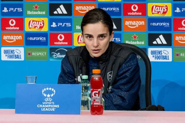Renee Slegers (Chef-Trainerin, Arsenal Woman FC) bei der Pressekonferenz nach der Partie GER, FC Bayern Muenchen Frauen vs. Arsenal Woman FC, Fussball, Champions League Frauen, Ligaphase 3. Spieltag , Saison 2025 2026, 12.11.2025. GER, FC Bayern Muenchen Frauen vs. Arsenal Woman FC, Fussball, Champions League Frauen, Ligaphase 3. Spieltag , Saison 2025 2026, 12.11.2025. Muenchen Copyright: xEibner-Pressefoto HeikexFeinerx EP_HFR
