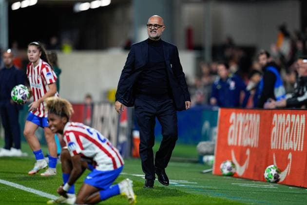 November 12, 2025, Alcala De Henares, Madrid, Spain: Massimiliano Canzi, head coach of Juventus, laments during the UEFA Womenâ€⠢s Champions League 2025 26 League Phase MD3, football match played between Atletico de Madrid and Juventus FC at Centro Deportivo Alcala de Henares on November 12, 2025, in Alcala de Henares, Madrid, Spain. Alcala De Henares Spain - ZUMAa181 20251112_zaa_a181_364 Copyright: xDennisxAgyemanx