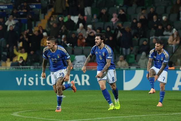 Chisinau, Moldova, 13th November 2025. Gianluca Mancini of Italy celebrates after scoring to give the side a 1-0 lead during the Moldova vs Italy FIFA World Cup, WM, Weltmeisterschaft, Fussball European Qualifying match at Stadionul Zimbru, Chisinau. Picture credit should read: Jonathan Moscrop Sportimage EDITORIAL USE ONLY. No use with unauthorised audio, video, data, fixture lists, club league logos or live services. Online in-match use limited to 120 images, no video emulation. No use in betting, games or single club league player publications. SPI_038_JM_MOLDOVA_ITALY_EQ SPI-4293-0038