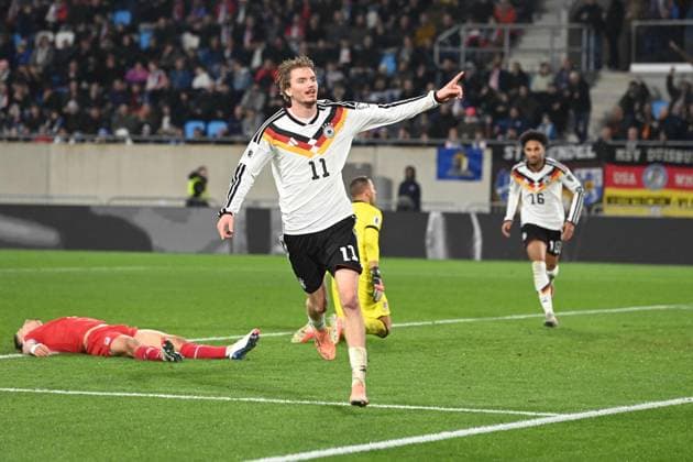 Nick WOLTEMADE (GER) jubelt nach seinem Tor zum 0-2, jubelnd, Jubel, Begeisterung, Freude, Emotion Luxemburg (LUX - Deutschland (GER) 0-2 Fussball Laenderspiel, WM Qualifikation Europa Gruppe A, Spieltag 9, matchday9, am 14.1.2025, Stade de Luxembourg, Luxemburg, Â