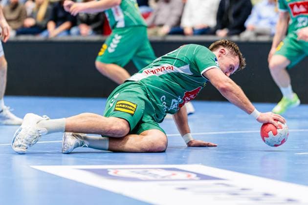 Tom Bergner (GWD Minden, 28) im Torwurf GER, GWD Minden vs. SC DHfK Leipzig, Handball, 1. Bundesliga, 12. Spieltag, Spielzeit 2025 2026, 14.11.2025 GER, GWD Minden vs. SC DHfK Leipzig, Handball, 1. Bundesliga, 12. Spieltag, Spielzeit 2025 2026, 14.11.2025 Luebbecke Copyright: xEibner-Pressefoto JanxRollingerx EP_JSK