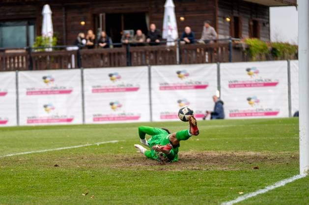 Tor zum 1:0 durch Mert Tasdelen (SG Sonnenhof Großaspach, 10), SG Sonnenhof Großaspach vs. SV Stuttgarter Kickers, Fussball, Regionalliga Südwest, 17. Spieltag, Saison 2025 2026, 15.11.2025 SG Sonnenhof Großaspach vs. SV Stuttgarter Kickers, Fussball, Regionalliga Südwest, 17. Spieltag, Saison 2025 2026, 15.11.2025 Aspach Copyright: xEibner-Pressefoto PhilipxZieglerx EP_PZR