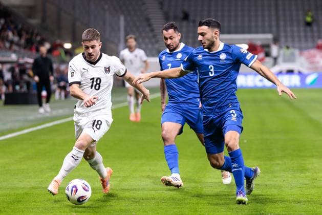 SOCCER - FIFA WC quali, CYP vs AUT LIMASSOL,CYPRUS,15.NOV.25 - SOCCER - FIFA World Cup, WM, Weltmeisterschaft, Fussball 2026, European Qualifiers, group stage, OEFB international match, Länderspiel, Nationalmannschaft Cyprus vs Austria. Image shows Romano Schmid (AUT), Anderson Correia and Nikolaos Panagiotou (CYP). GEPAxpictures xArminxRauthner