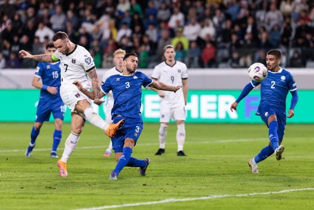 SOCCER - FIFA WC quali, CYP vs AUT LIMASSOL,CYPRUS,15.NOV.25 - SOCCER - FIFA World Cup, WM, Weltmeisterschaft, Fussball 2026, European Qualifiers, group stage, OEFB international match, Länderspiel, Nationalmannschaft Cyprus vs Austria. Image shows Marko Arnautovic (AUT), Nikolaos Panagiotou and Antreas Shikkis (CYP). GEPAxpictures xArminxRauthner